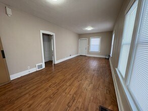 900 W Gift Ave in Peoria, IL - Building Photo - Building Photo