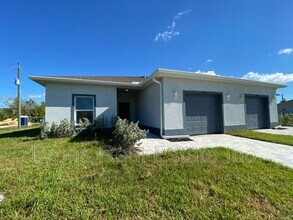 13216 Keystone Blvd in Port Charlotte, FL - Building Photo - Building Photo