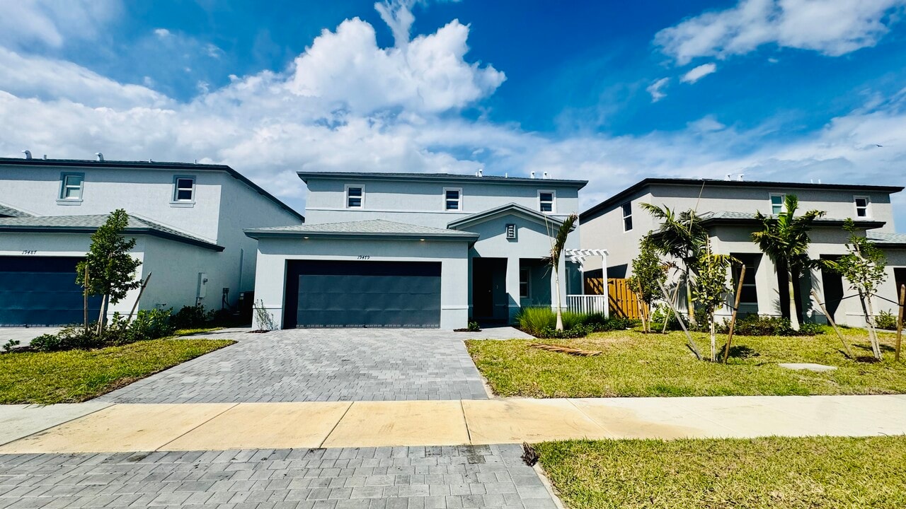 19479 SW 340th St, Unit 19479 in Homestead, FL - Foto de edificio