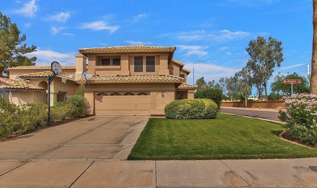 property at 3110 W Baylor Ln