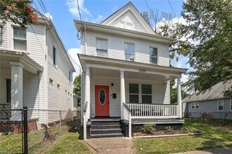 2011 Lansing Ave in Portsmouth, VA - Building Photo - Building Photo