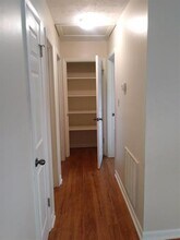 1592 Coombs Dr in Tallahassee, FL - Building Photo - Building Photo