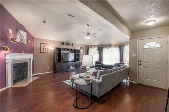 13111 New Boston Bend in Austin, TX - Building Photo - Building Photo