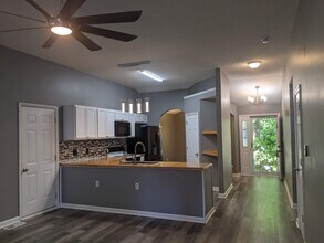 408 Patriot Pl in Hillsborough, NC - Building Photo - Building Photo