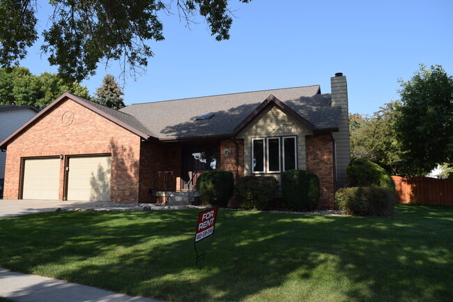 property at 2210 Skyline Dr