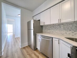 212 15th St in Jersey City, NJ - Building Photo - Building Photo