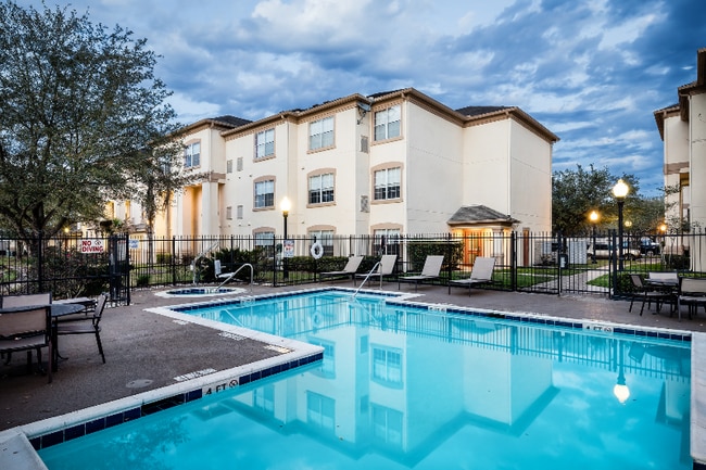 15405 Katy Fwy in Houston, TX - Building Photo - Building Photo