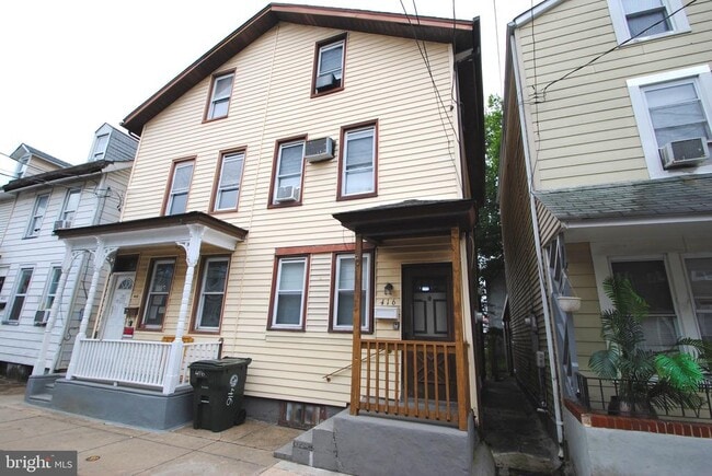 property at 416 Lawrence St