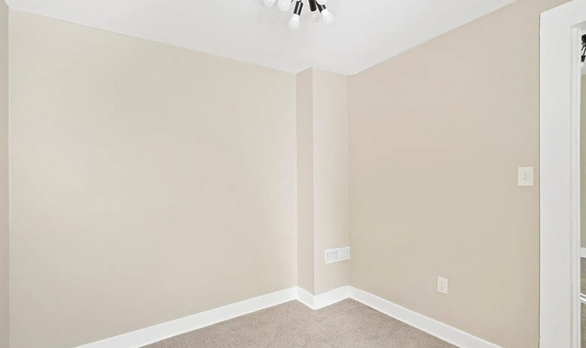 163 N Wolfe St in Baltimore, MD - Building Photo - Building Photo