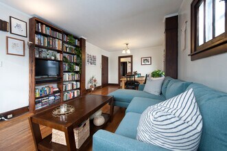2408 Plymouth Ave N, Unit 3 in Minneapolis, MN - Building Photo - Building Photo