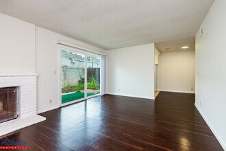 1178-1180 W Olive Ave in Sunnyvale, CA - Building Photo - Building Photo