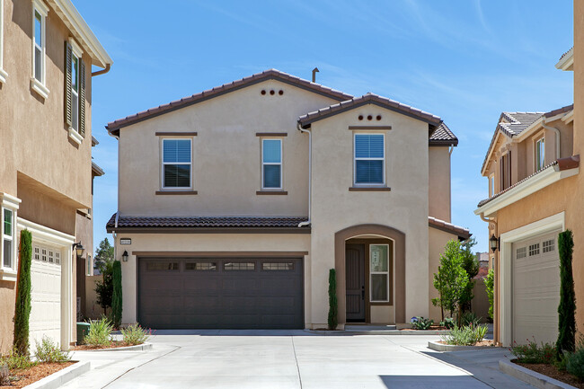 property at 40106 Calle Real