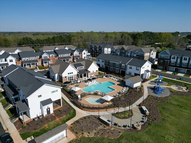 Townhomes at Bridlestone