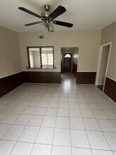 423 W Troy Rd in Houston, TX - Building Photo - Building Photo