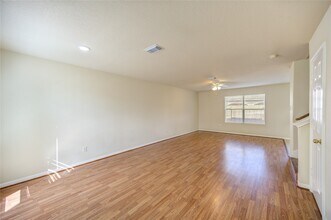 19506 Lighthouse Scene Ln in Cypress, TX - Foto de edificio - Building Photo