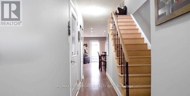 90 Foster Crescent in Brampton, ON - Building Photo - Building Photo