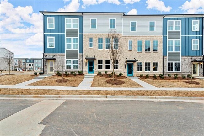 708 Payton Ln in Acworth, GA - Foto de edificio - Building Photo