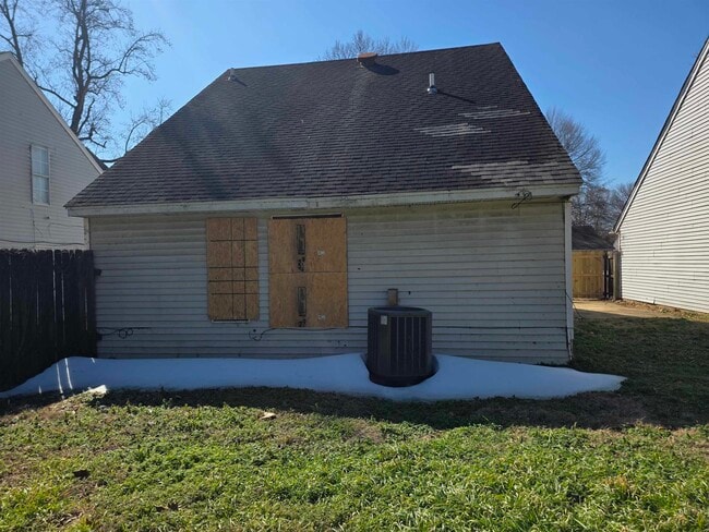 property at 96 Willow Dr