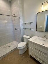 2647 W Cortland St in Chicago, IL - Foto de edificio - Building Photo