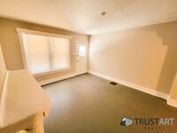 4839 Merion Ave photo'