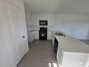 12136 Morgan Dr in Aubrey, TX - Building Photo - Building Photo