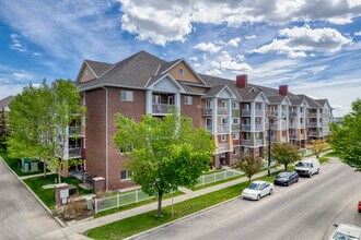 Pointe at Prestwick in Calgary, AB - Building Photo - Building Photo