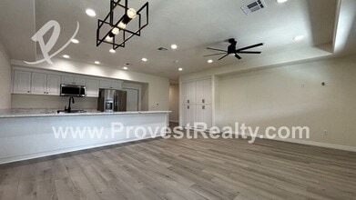 16432 Wato Rd in Apple Valley, CA - Building Photo - Building Photo