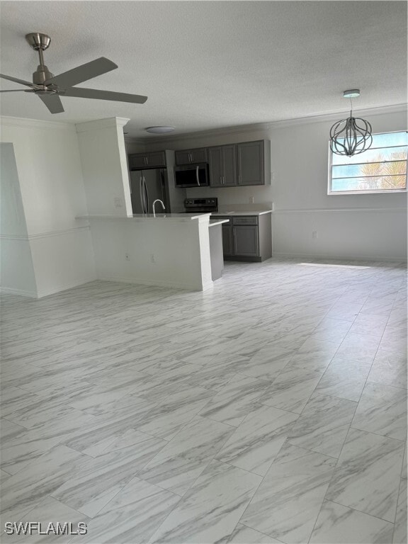 3225 E Riverside Dr in Ft. Myers, FL - Building Photo - Building Photo