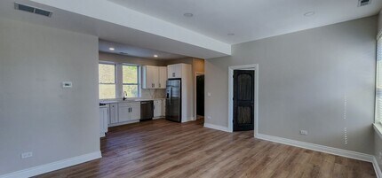 2552 S Central Park Ave in Chicago, IL - Building Photo - Building Photo