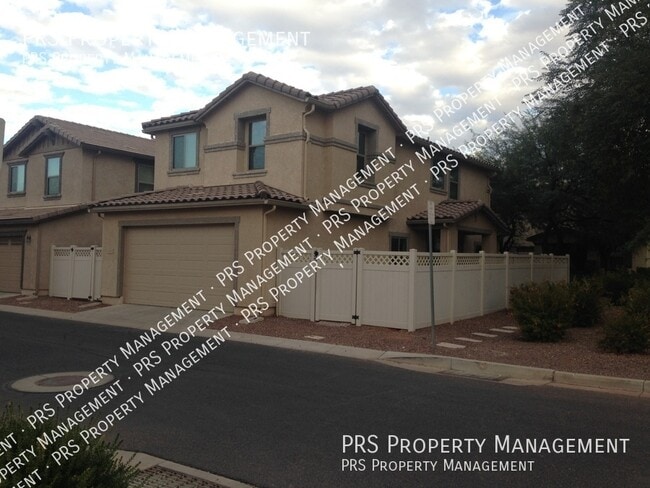 property at 1007 S Cheshire Ln