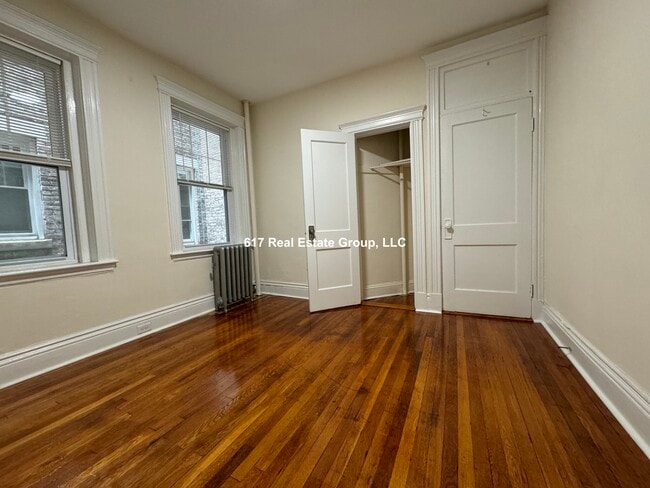 27 Park Dr in Boston, MA - Building Photo - Building Photo