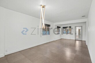 5210 NW 5th Ave in Miami, FL - Building Photo - Building Photo