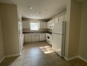 233 Timber Wind Dr in Defuniak Springs, FL - Building Photo - Building Photo