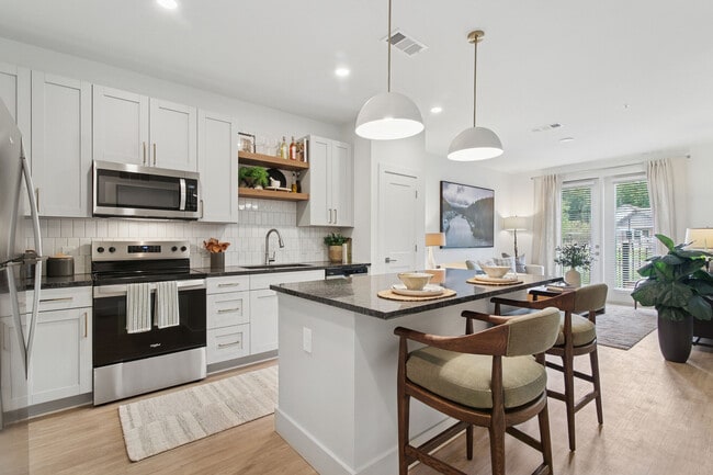 RENDER Turner Lake by Crescent Communities in Covington, GA - Foto de edificio - Building Photo