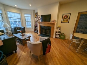 1118 W Wrightwood Ave in Chicago, IL - Building Photo - Building Photo