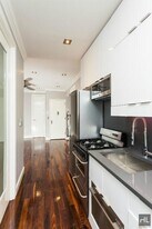 Amsterdam Ave in New York, NY - Building Photo