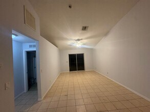 1000-1002 W 12th St in Lehigh Acres, FL - Building Photo - Building Photo