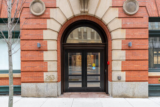 263 Summer St in Boston, MA - Building Photo - Building Photo