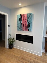 124 Thornton Pl in Los Angeles, CA - Building Photo - Building Photo