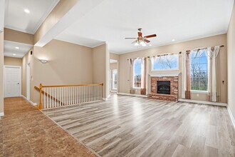 4209 Grant Ln in Columbia, MO - Foto de edificio - Building Photo