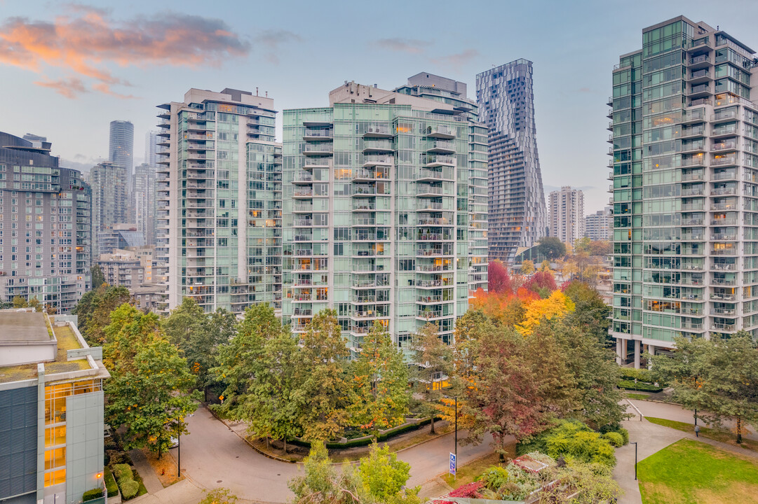 Bayshore Gardens in Vancouver, BC - Building Photo