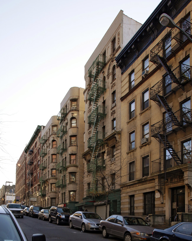 606-610 W 139th St in New York, NY - Foto de edificio - Building Photo