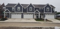 332 Maddalena Ln, Unit 332 Maddalena Lane in Westerville, OH - Foto de edificio - Building Photo