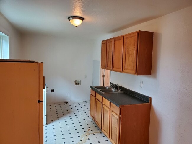 319 Woodford Ave in Bowling Green, KY - Building Photo - Building Photo