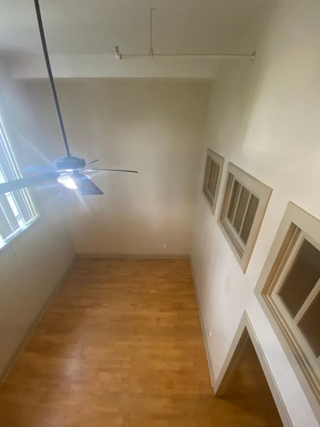 property at 1517 S Theresa Ave