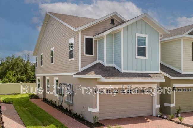 34202 Rogallo Ln in Wesley Chapel, FL - Building Photo - Building Photo