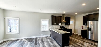 493 Washington St in Newark, NJ - Building Photo - Building Photo