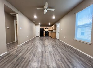 209 36th St in Lubbock, TX - Building Photo - Building Photo