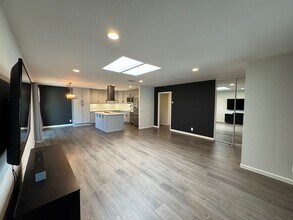 23475 Los Adornos in Aliso Viejo, CA - Building Photo - Building Photo