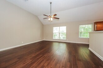 1804 Rory Cove in La Vergne, TN - Building Photo - Building Photo